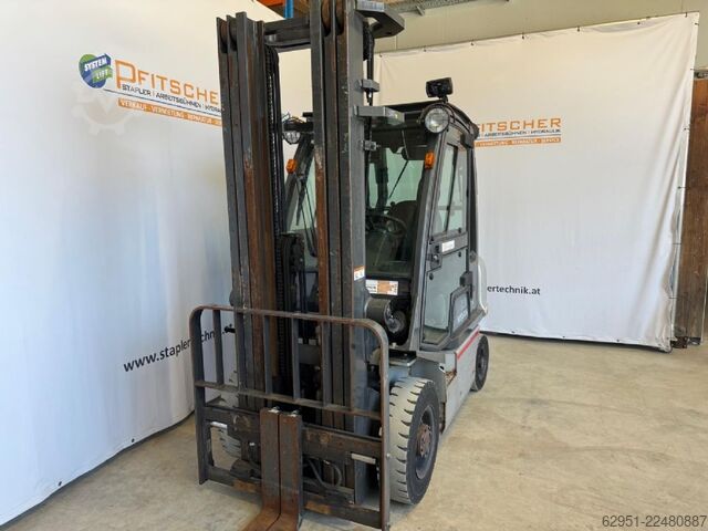 Diesel Forklift Nissan Y1D2A25Q