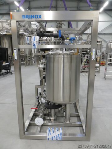 GMP CIP-Anlage + 200 l Vorlagebehälter Brinox LEP12 CS6720 Paket 2