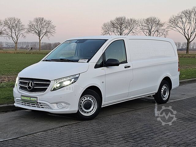 High-roof van MERCEDES-BENZ VITO 114 L2 Automaat LED Navi