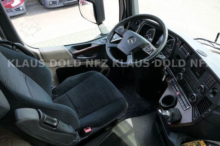LKW mit Kofferaufbau MERCEDES-BENZ Actros 1842 Koffer Vollluft LBW Euro 6
