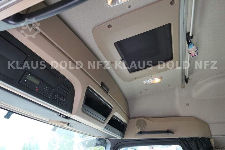 LKW mit Kofferaufbau MERCEDES-BENZ Actros 1842 Koffer Vollluft LBW Euro 6