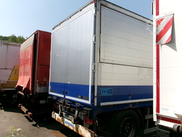 Box trailer KRONE 2 Achs Schwenkwand*7,3 m*Staplerhalter*BPW*Luft