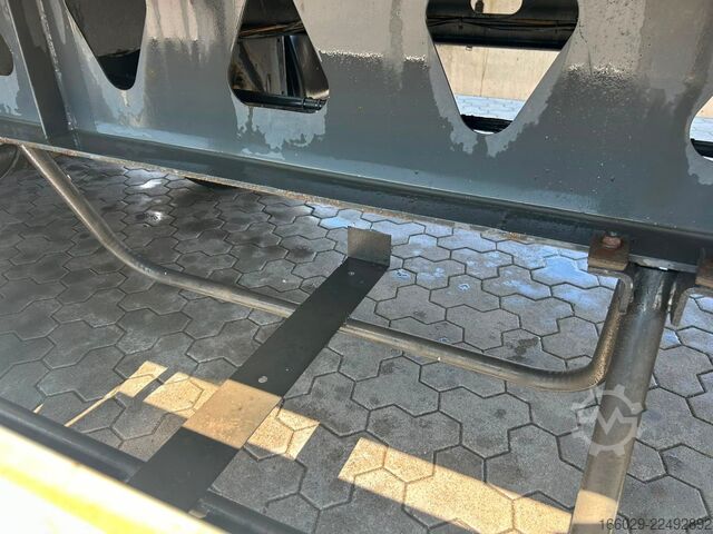 Auflieger mit Walkingfloor PEISCHL Schubboden 92m³