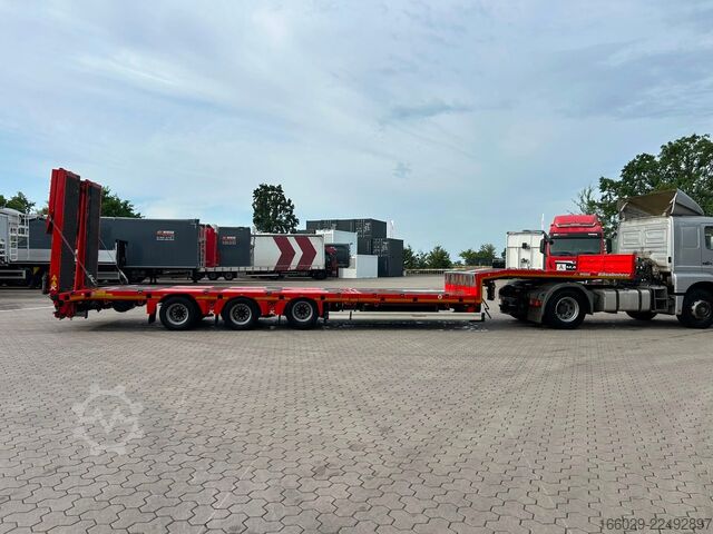 Tieflader-Sattelauflieger KÄSSBOHRER tele Tieflader mit hydr. Schwanenhals