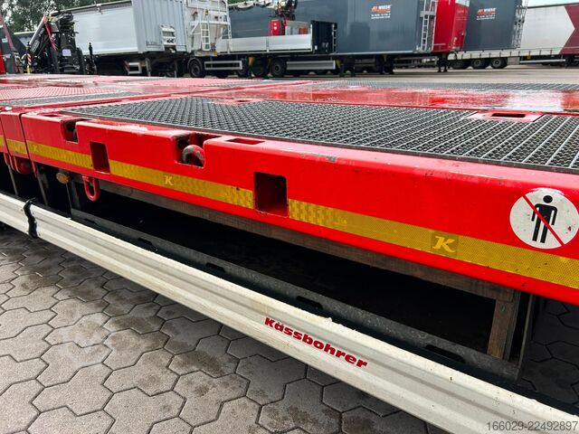 Tieflader-Sattelauflieger KÄSSBOHRER tele Tieflader mit hydr. Schwanenhals