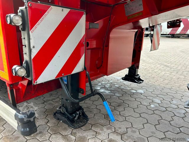 Tieflader-Sattelauflieger KÄSSBOHRER tele Tieflader mit hydr. Schwanenhals