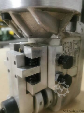 CNC working centre Radius milling aggreg HOMAG R2 Radius HSK63