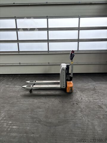 Electric Pallet Trucks Still ECH 15