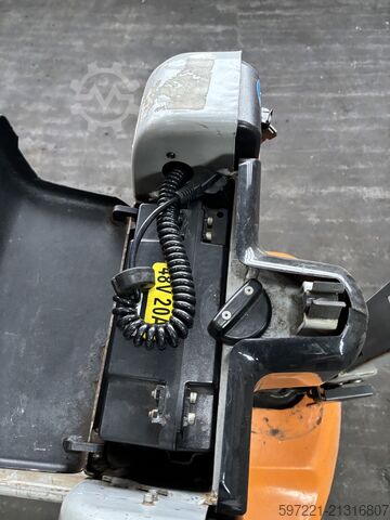 Electric Pallet Trucks Still ECH 15