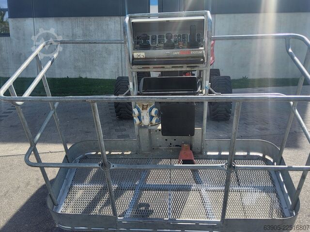 Articulated telescopic work platform Manitou 180 ATJ