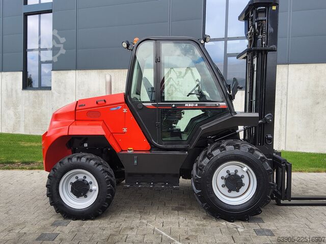 All-terrain forklift Manitou M 30-4