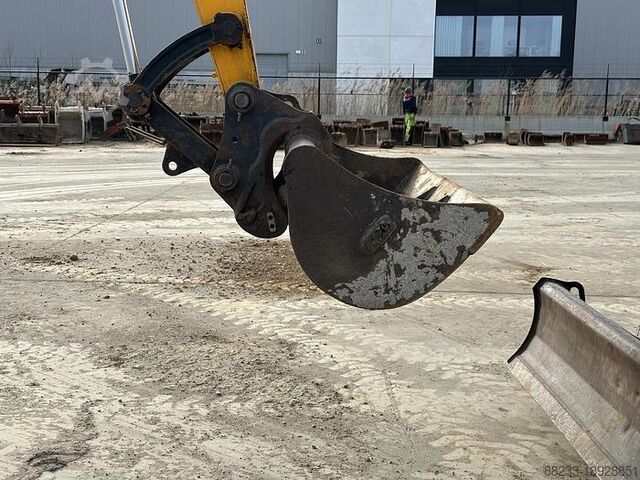 Crawler excavator JCB 50Z-2