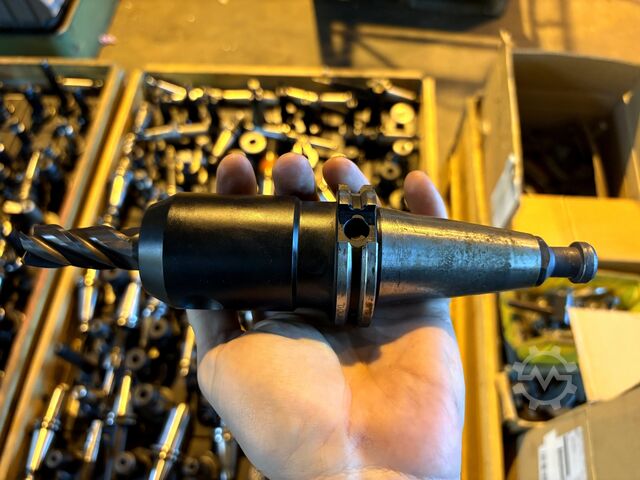 Large lot of SK 40 tool holders SK 40 Tool Holders