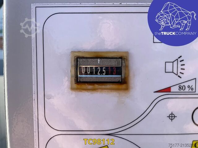 Lifting platform Renault Master Hoogtewerker