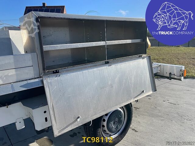 Lifting platform Renault Master Hoogtewerker