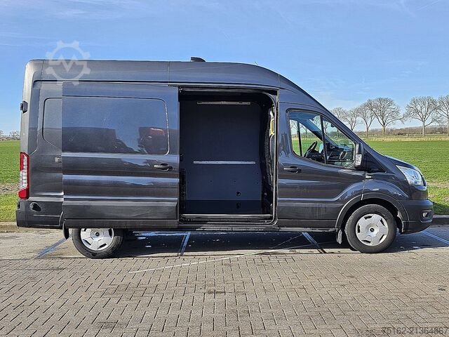 High-roof van FORD TRANSIT 2.0 L3H3 RWD Navi