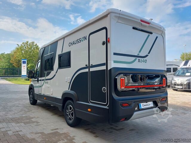 Teilintegriertes Wohnmobil CHAUSSON X640 Exclusive Line *MJ27*Lithium*Drive*Arctic
