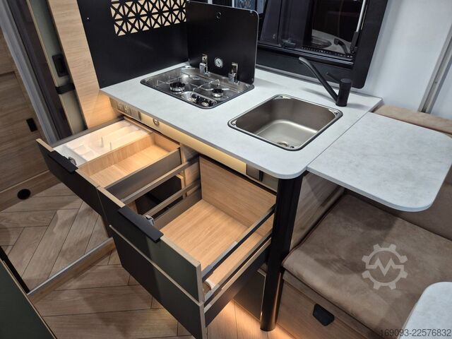 Teilintegriertes Wohnmobil CHAUSSON X640 Exclusive Line *MJ27*Lithium*Drive*Arctic