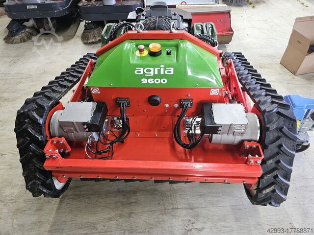 Caterpillar mower Agria 9600-112