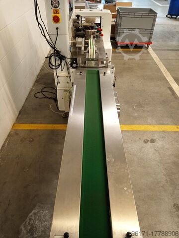 Flow wrapping machine 2 Flowpack 2