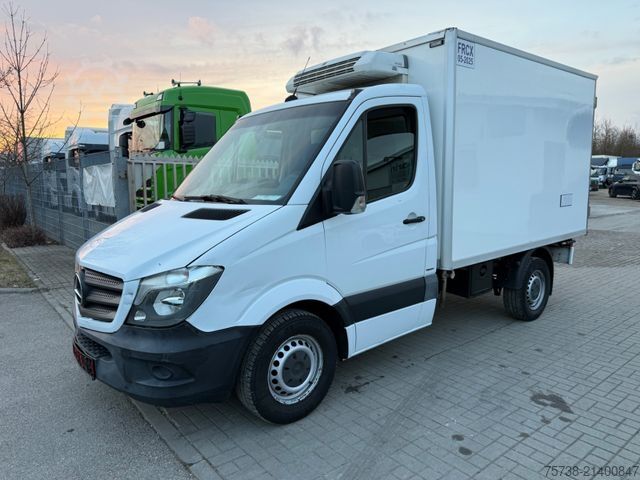 Refrigerator body van MERCEDES-BENZ Sprinter 319 CDI V6 Kühlkoffer/ThermoKing V300
