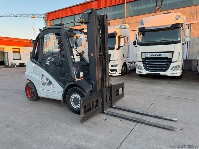 Front loader forklift LINDE H 50 * TRIPLEX * GAS * 5.600 h *
