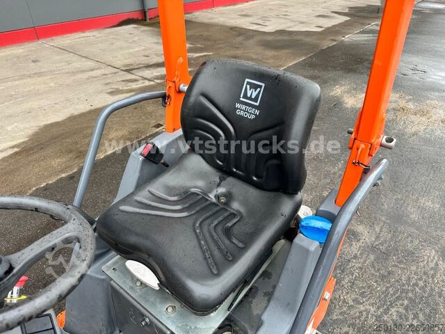 Walzenzug HAMM HD 10VV Tandem Walze 22PS 2021