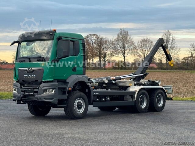 Abrollkipper MAN TGS 33.480 6x6 BL HYVA 26-55-S AK *NEU*
