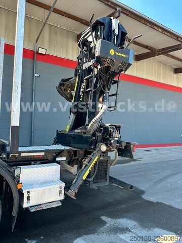 Holztransporter LKW MAN TGX 33.580 6x4 BL PAVIC Holz & TAJFUN 130ZK