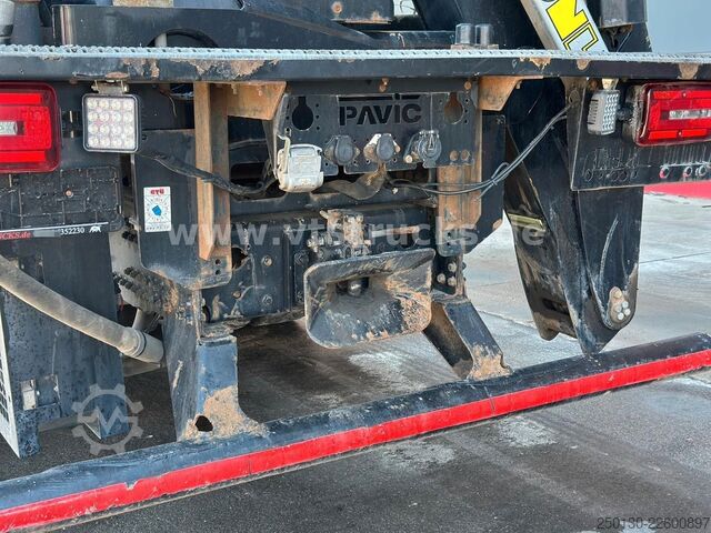 Holztransporter LKW MAN TGX 33.580 6x4 BL PAVIC Holz & TAJFUN 130ZK