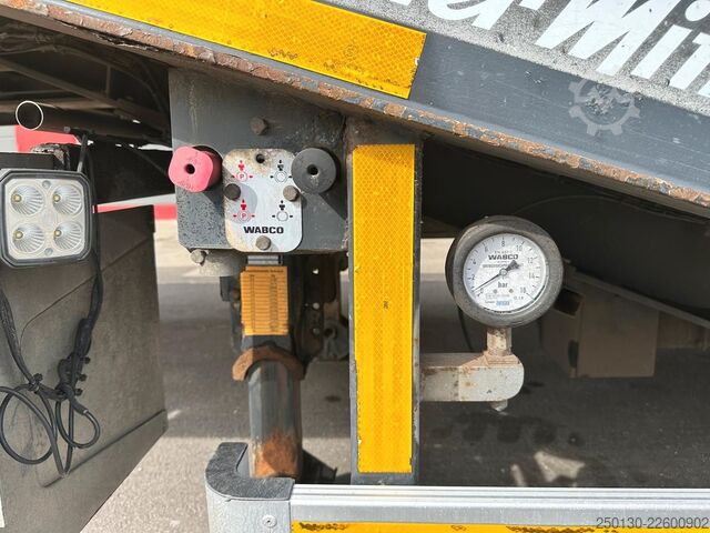 Tieflader-Sattelauflieger MÜLLER-MITTELTAL TS3 Profi 30,0 Tieflader mit NLA & hydr. Rampen