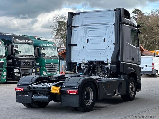 Standard SZM MERCEDES-BENZ Actros 1853 LS 4x2 BL Schubbodenhydraulik