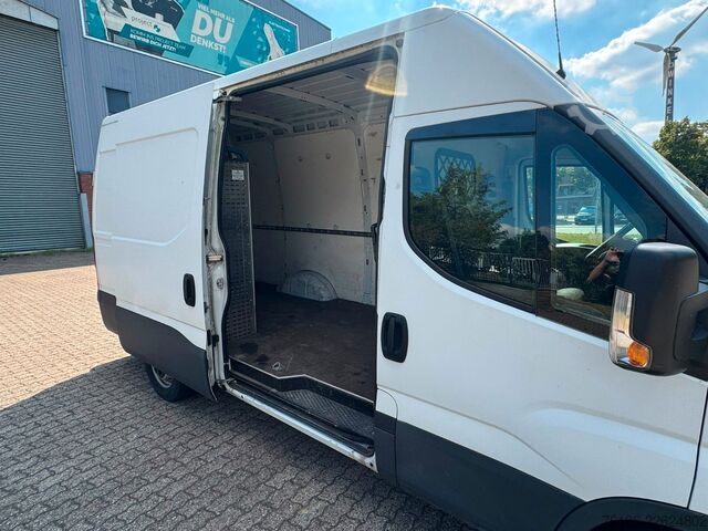 Kastenwagen IVECO Daily 35S16 Hi-Matic Kastenwagen L2H2