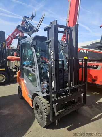 Treibgasstapler Toyota 02-8FGF-25