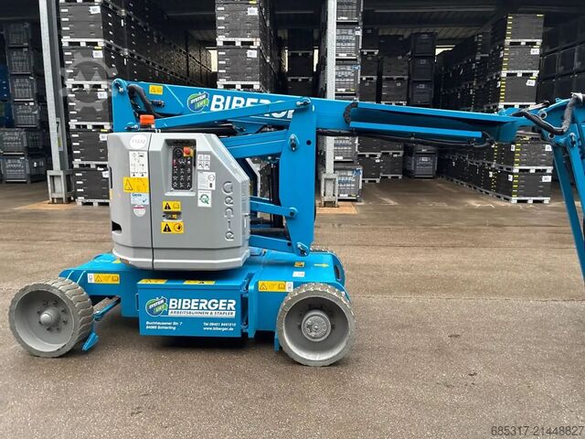 Articulating boom Genie Z34/22N