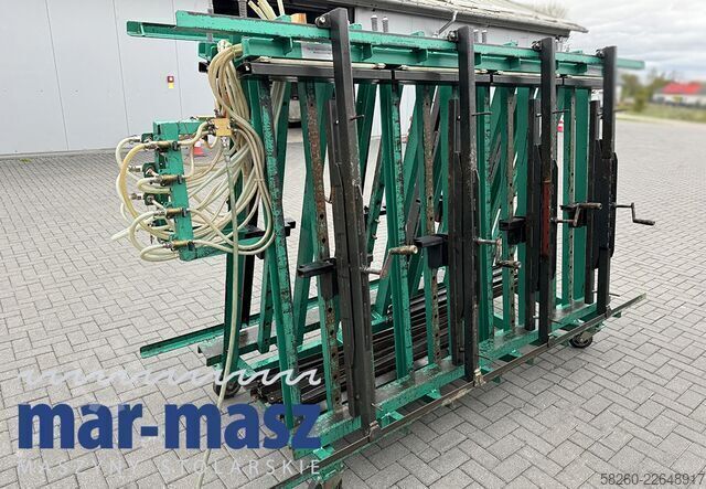 Double-sided trapezoidal pneumatic press TECH-FA 