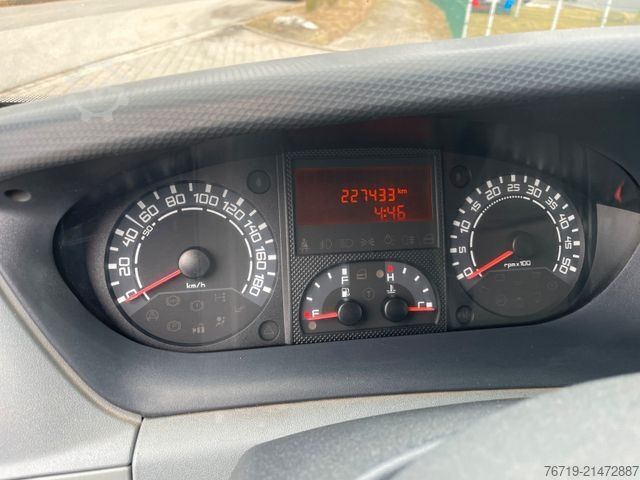 Pick-up van IVECO Daily 40C12 DoKa Pritsche