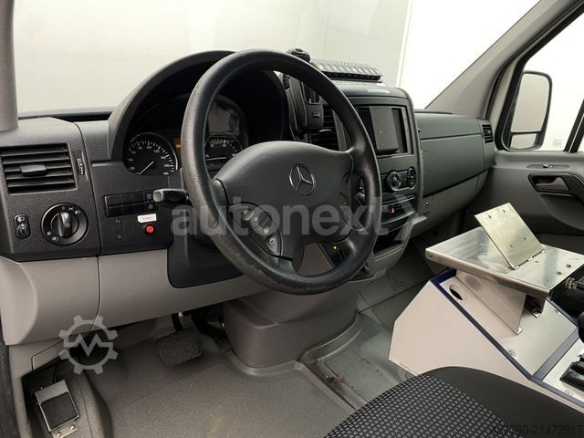 Fire truck MERCEDES-BENZ Sprinter 518 V6 CDI RTW *TOP ZUSTAND*