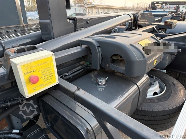 Abrollkipper DAF CF 75.250 Abrollkipper KRAN FUNK