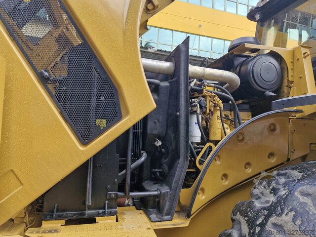 Radlader Caterpillar 966h