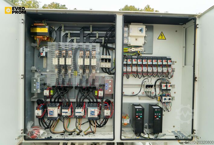 Chiller Used Aircooled chiller TRANE RTAD145 524.6 KW. 2009 yom