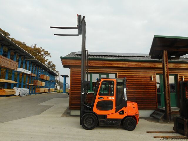 4-wheel forklift DOOSAN D35C-5 Triplex + SS + ZV + Kabine