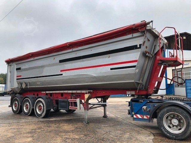 Kipper Auflieger KEMPF Stahlhalbschalenmulde 3x9t, SKM 35/3 SR, 43 cbm