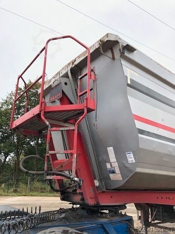 Kipper Auflieger KEMPF Stahlhalbschalenmulde 3x9t, SKM 35/3 SR, 43 cbm