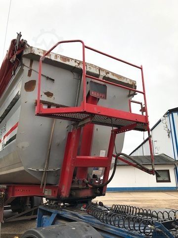 Kipper Auflieger KEMPF Stahlhalbschalenmulde 3x9t, SKM 35/3 SR, 43 cbm