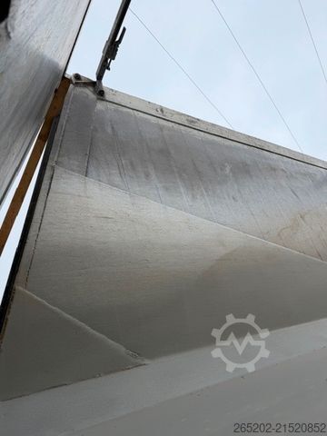 Kipper Auflieger LANGENDORF Alukastenmulde 3x9t, SKA 24/30, 32 cbm