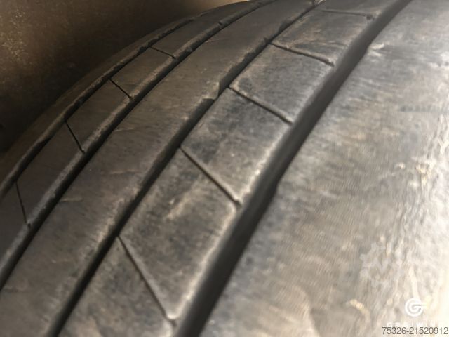 Open semitrailer with tarp SCHMITZ CARGOBULL SCS 24/L - 13.62 E B Lift Getränke