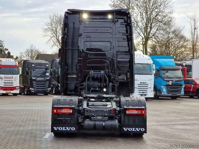 Standard-SZM Volvo FH 13.500 Globetrotter XL 4x2 - NEW - Full spec...