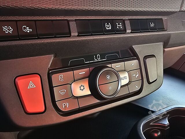 Standard-SZM DAF XF 530 NGD