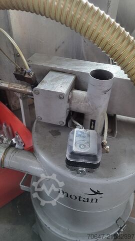 Trockenlufttrockner mit Vakuumpumpe Motan ADC 200/10/20